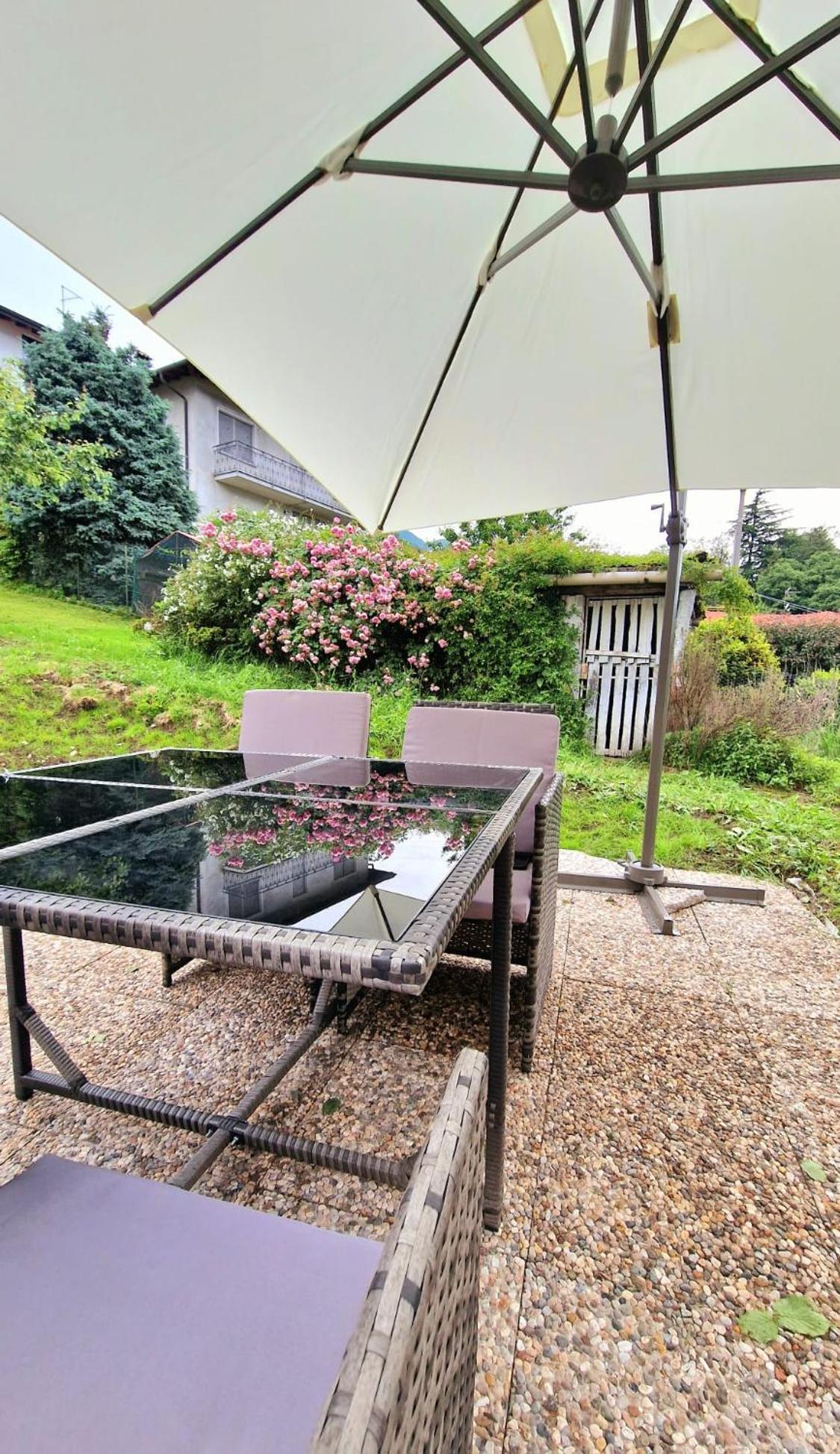 Villetta Con Giardino Privato Cremia Luaran gambar